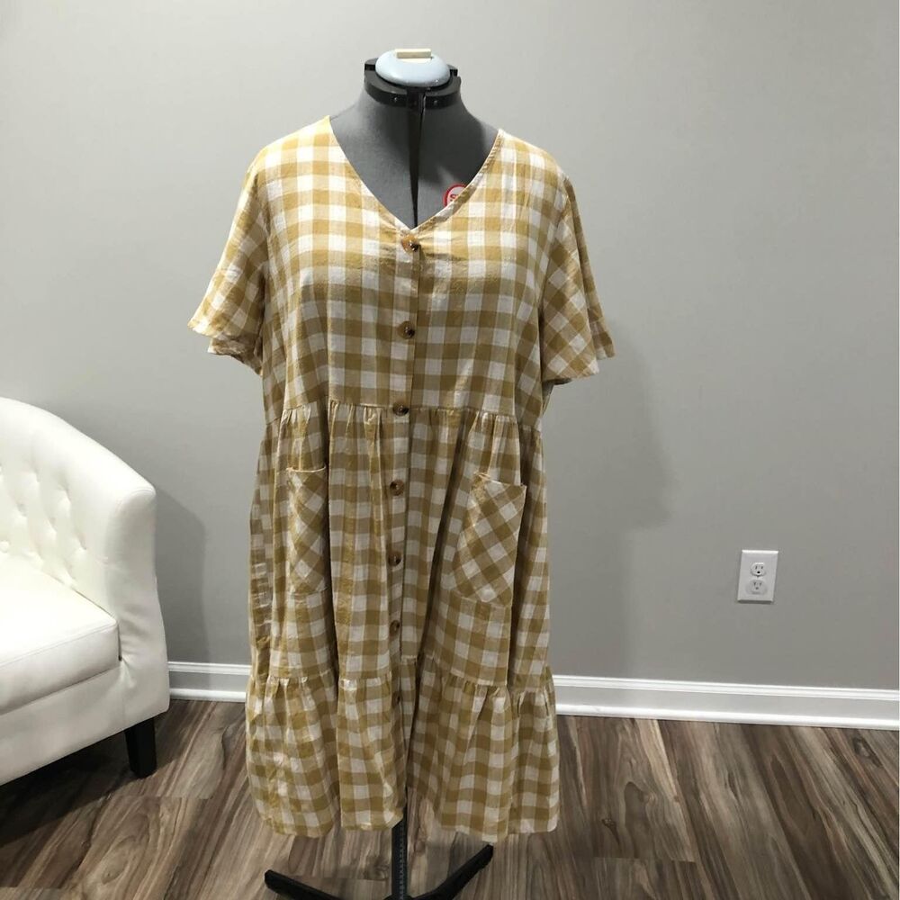 NWOT 1X Hayden LA Dress faux Button Pockets Ruffle 24”pit-pit 38” length C5676